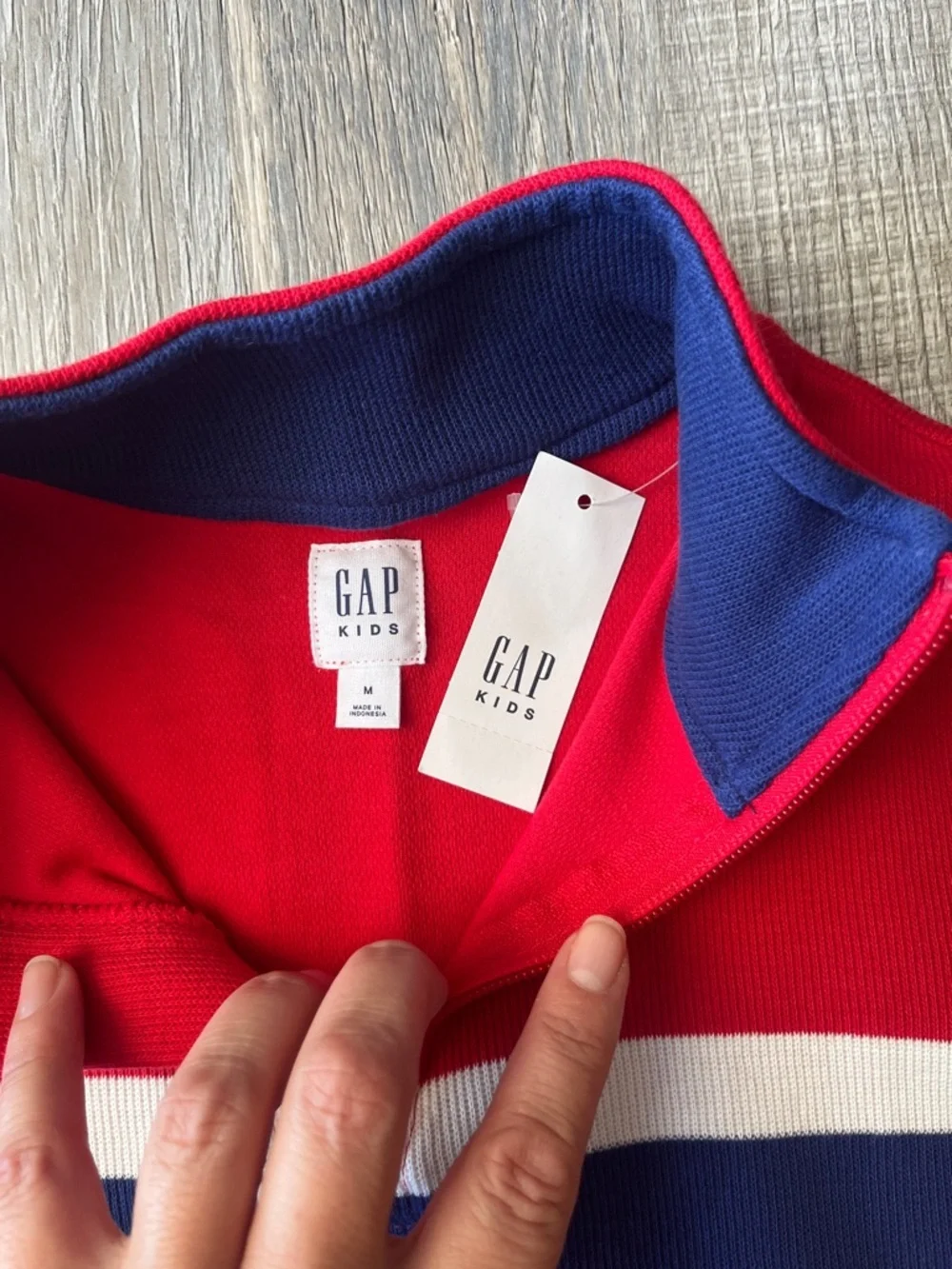 GAP NWT Red Half-Zip Sweater Red White  Blue Stripes, Boys Sz M